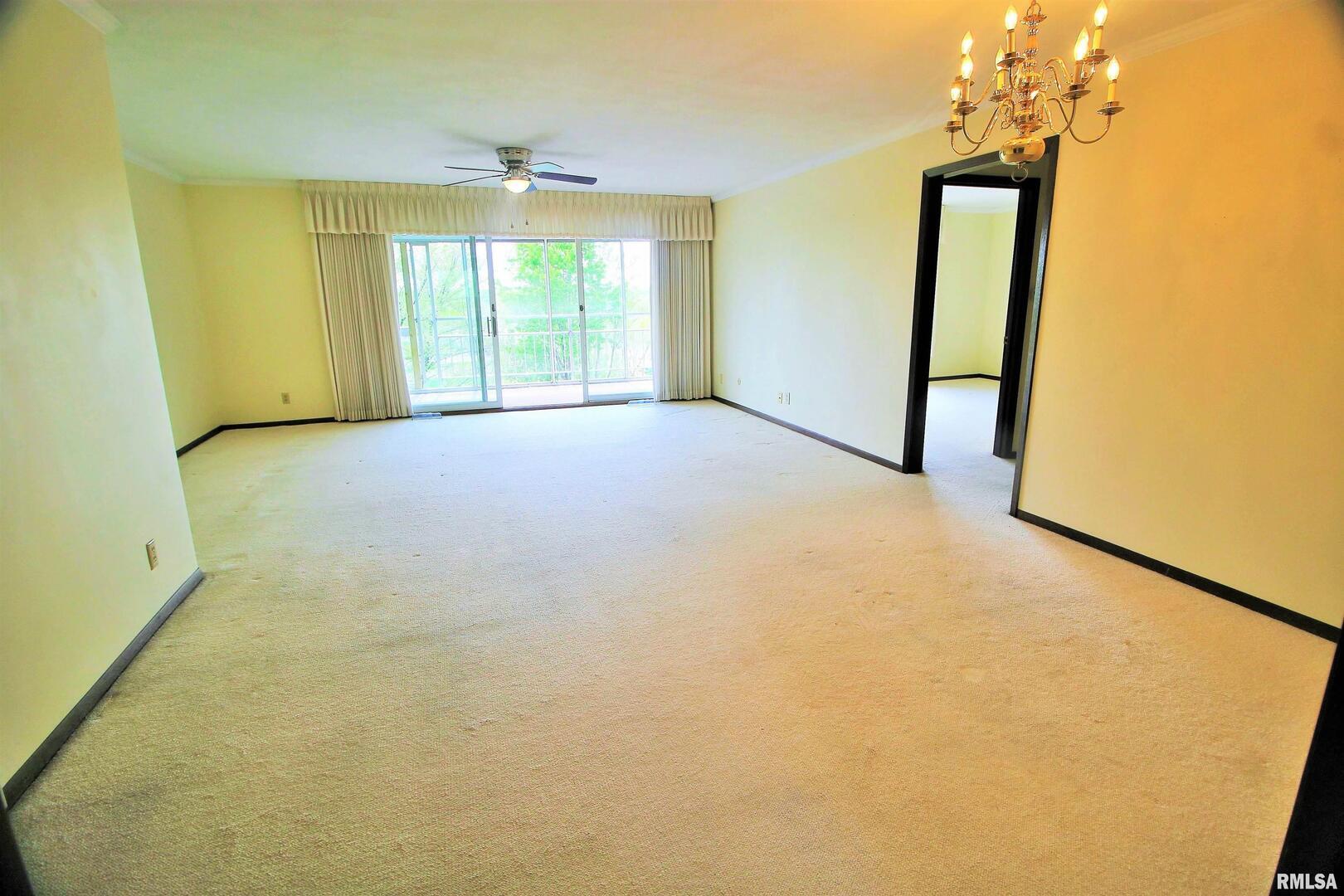 3715 35th Street, Unit 4 Moline, IL 61265 - Photo 4 of 17