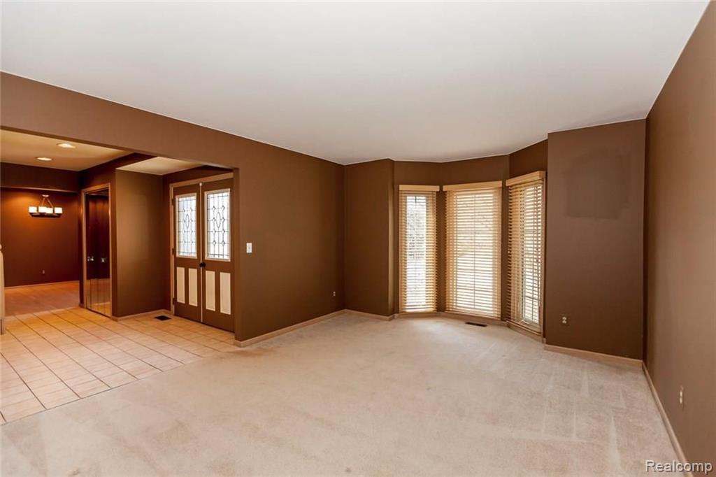 30516 Huntsman Drive West Farmington Hills, MI 48331 - Photo 32 of 54