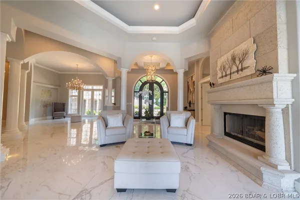 $2,690,000 | 348 Cedar Crest Drive, Lake Ozark, MO 65049