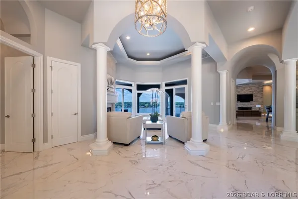 $2,690,000 | 348 Cedar Crest Drive, Lake Ozark, MO 65049