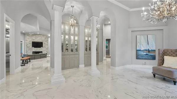 $2,690,000 | 348 Cedar Crest Drive, Lake Ozark, MO 65049