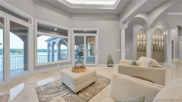 $2,690,000 | 348 Cedar Crest Drive, Lake Ozark, MO 65049