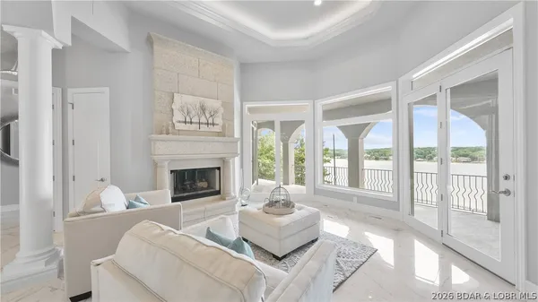 $2,690,000 | 348 Cedar Crest Drive, Lake Ozark, MO 65049