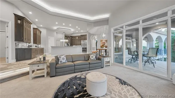 $2,690,000 | 348 Cedar Crest Drive, Lake Ozark, MO 65049