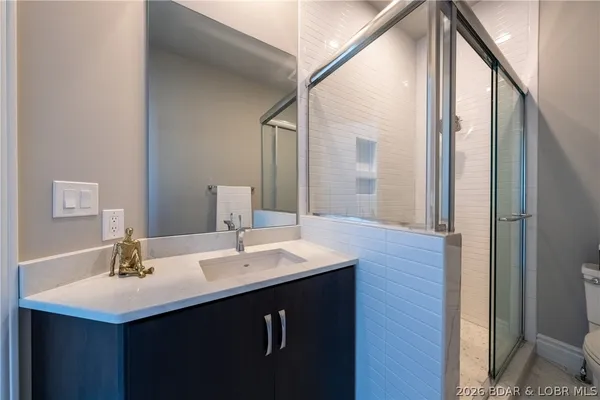 $2,690,000 | 348 Cedar Crest Drive, Lake Ozark, MO 65049