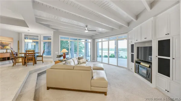 $2,690,000 | 348 Cedar Crest Drive, Lake Ozark, MO 65049