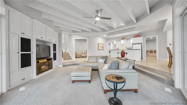 $2,690,000 | 348 Cedar Crest Drive, Lake Ozark, MO 65049