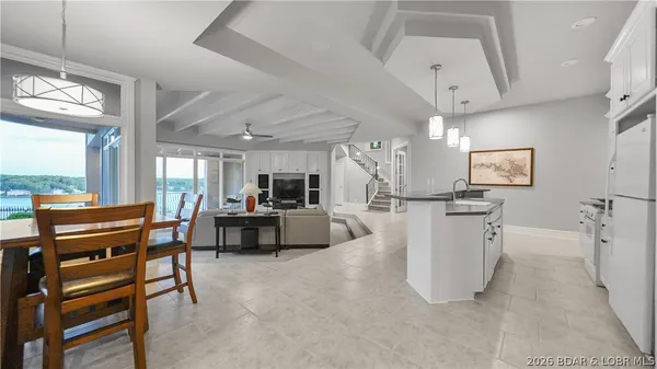 $2,690,000 | 348 Cedar Crest Drive, Lake Ozark, MO 65049