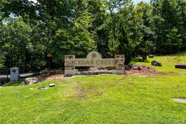 $2,690,000 | 348 Cedar Crest Drive, Lake Ozark, MO 65049