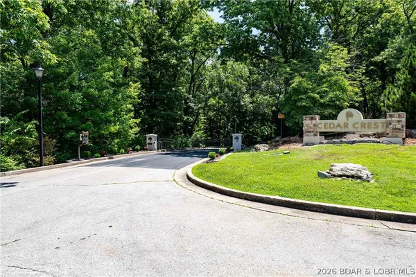 $2,690,000 | 348 Cedar Crest Drive, Lake Ozark, MO 65049