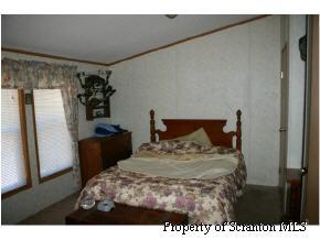 148 Pierce Road Carbondale, PA 18407 - Photo 3 of 7 Gallery Image 3