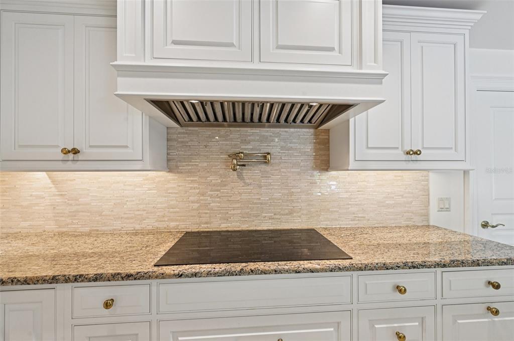 1121 Morningside Place Sarasota, FL 34236 - Photo 26 of 76