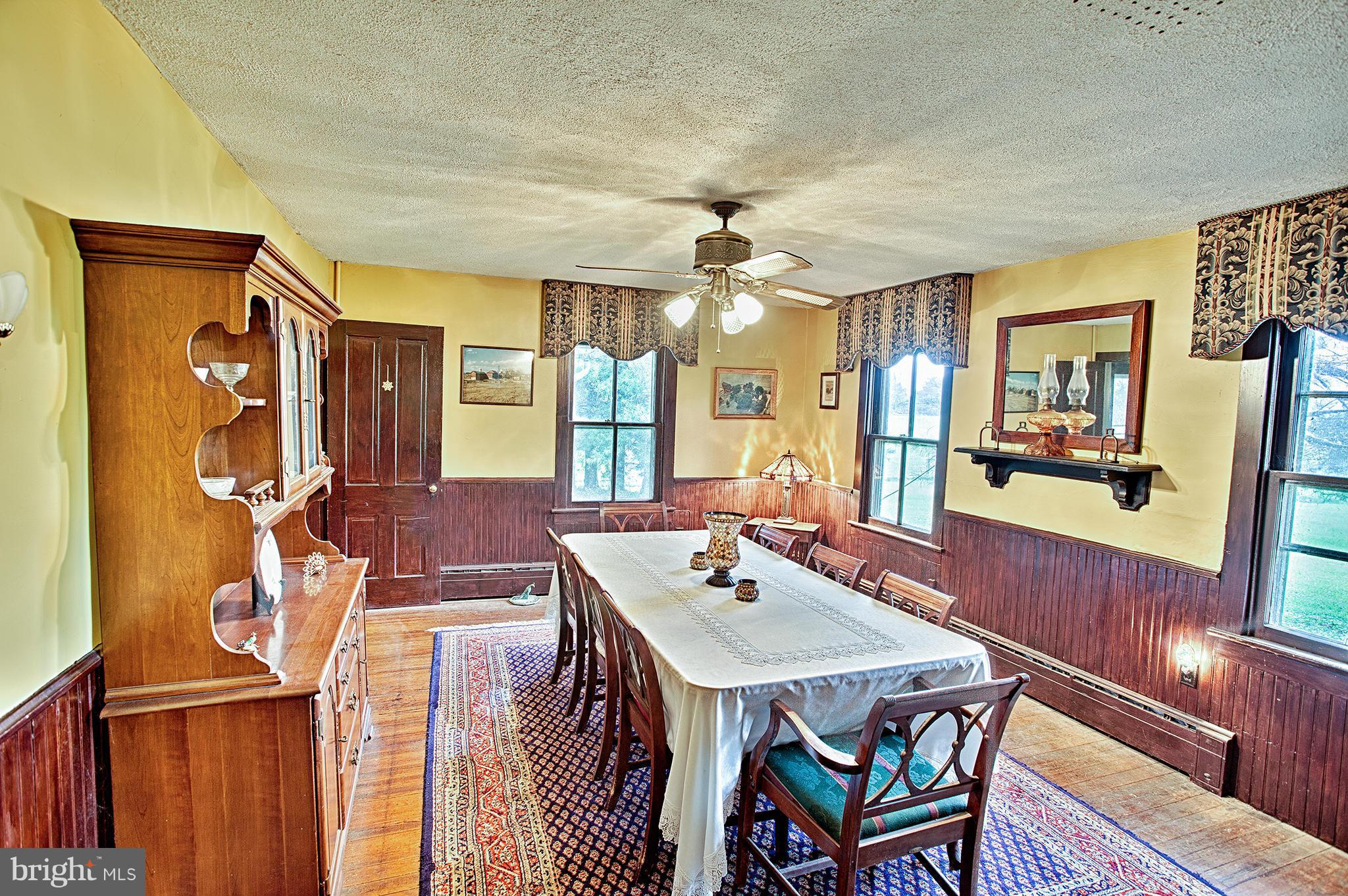 16614 Clarkes Gap Road Leesburg, VA 20176 - Photo 3 of 22 Dining Room