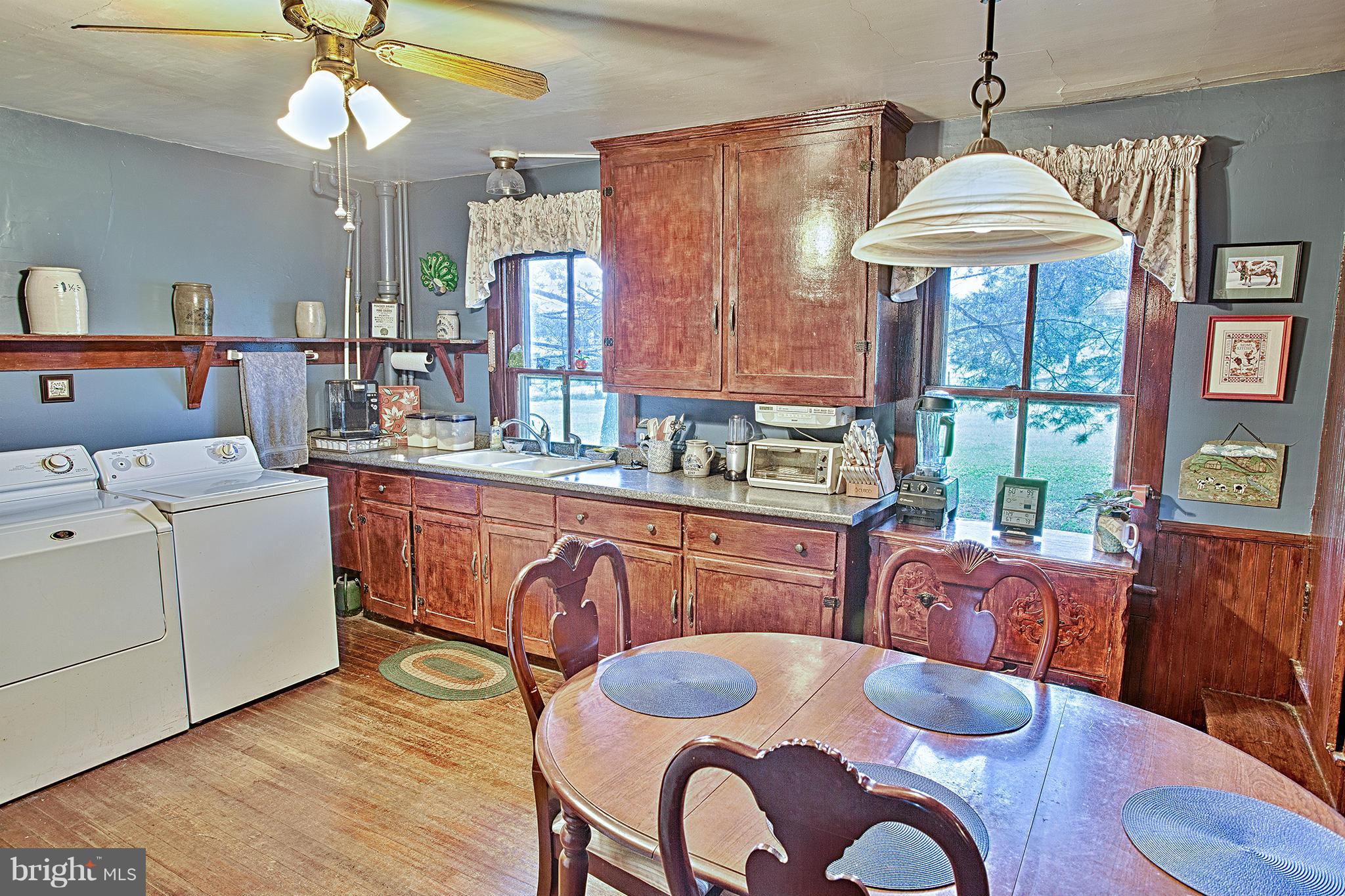 16614 Clarkes Gap Road Leesburg, VA 20176 - Photo 7 of 22 Kitchen