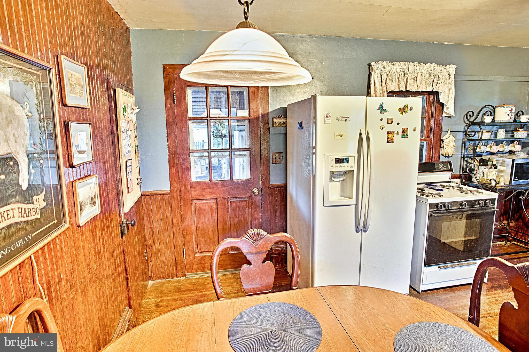 16614 Clarkes Gap Road Leesburg, VA 20176 - Photo 8 of 22 Kitchen