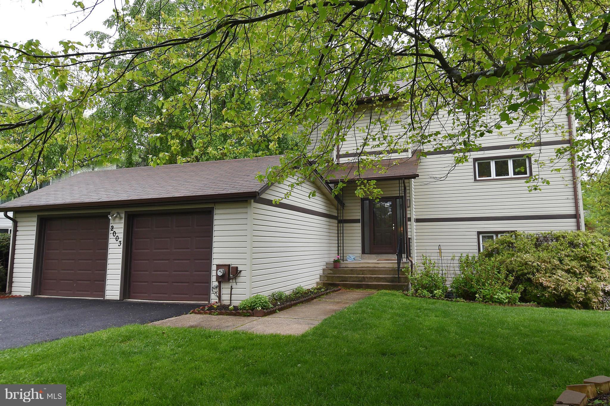 2003 Dundee Road Rockville, MD 20850 - Photo 1 of 30 Exterior (Front)