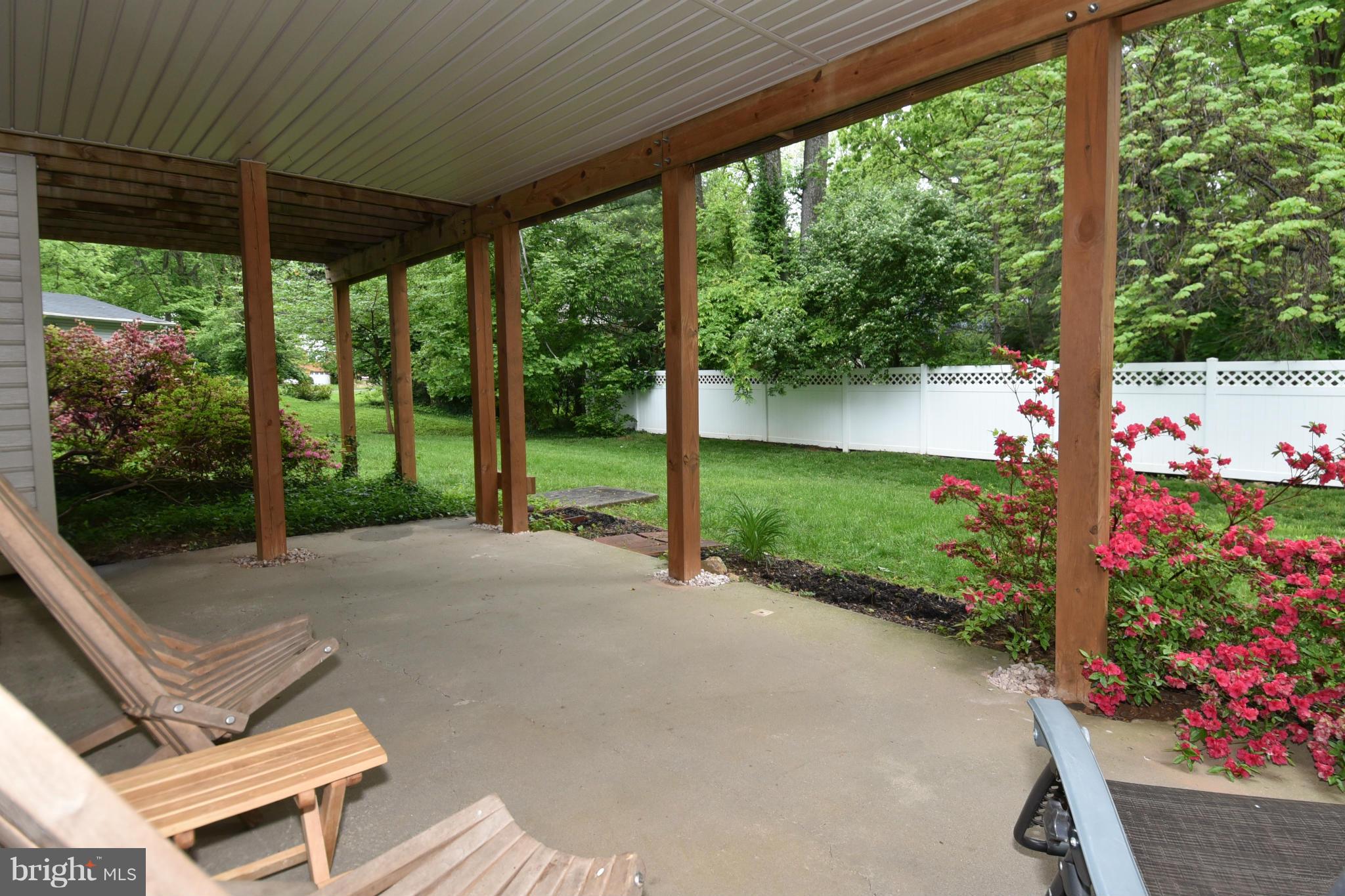 2003 Dundee Road Rockville, MD 20850 - Photo 18 of 30 Exterior (Rear)