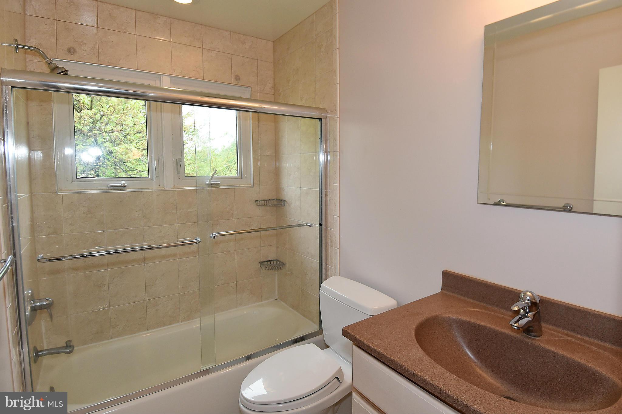 2003 Dundee Road Rockville, MD 20850 - Photo 26 of 30 Master Bath