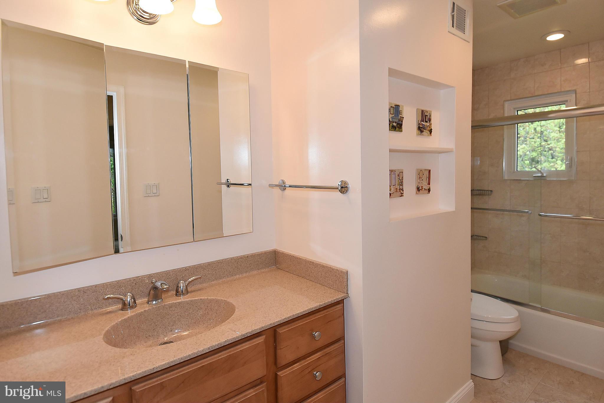 2003 Dundee Road Rockville, MD 20850 - Photo 30 of 30 Bath 2