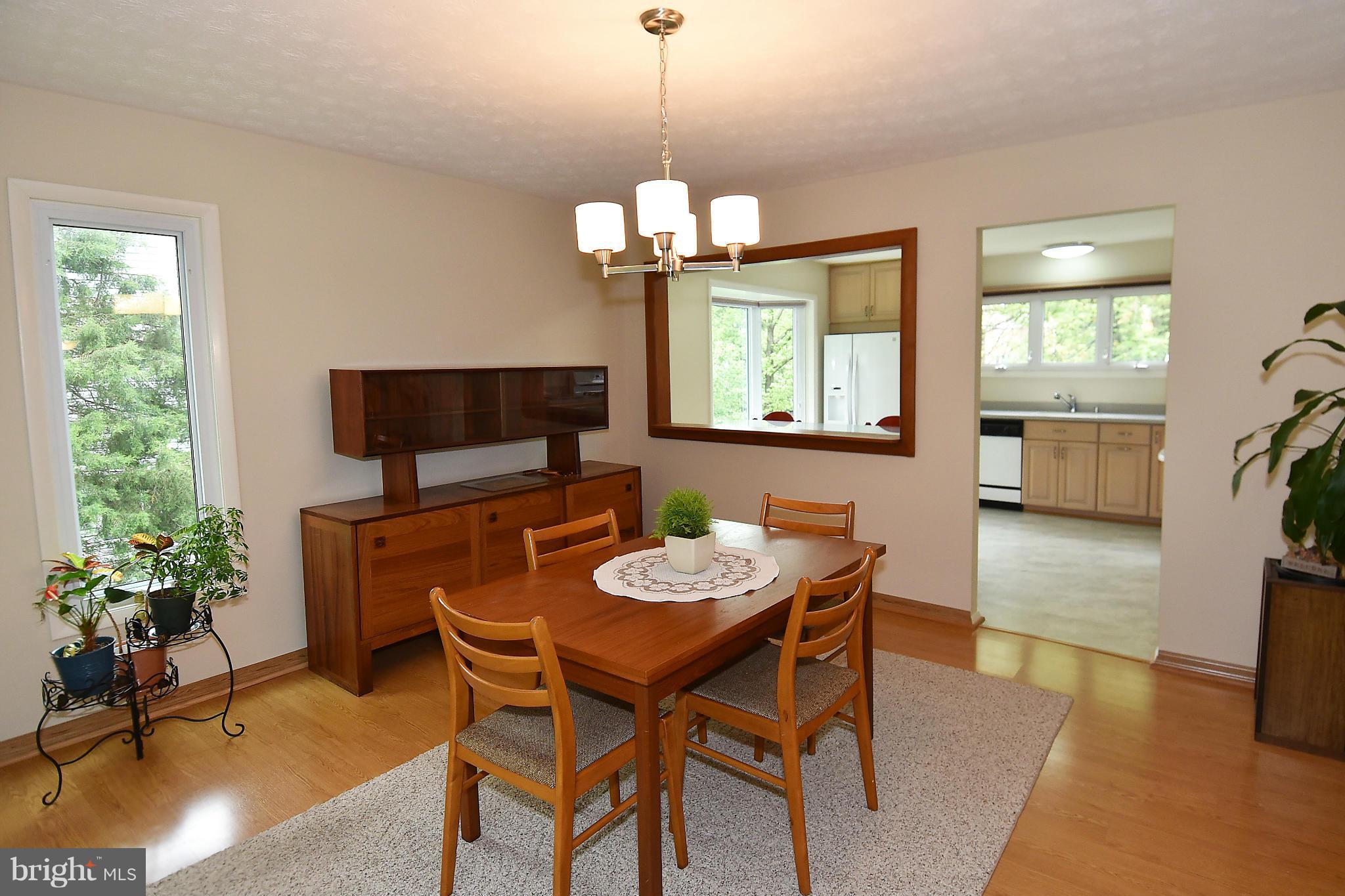 2003 Dundee Road Rockville, MD 20850 - Photo 5 of 30 Dining Room
