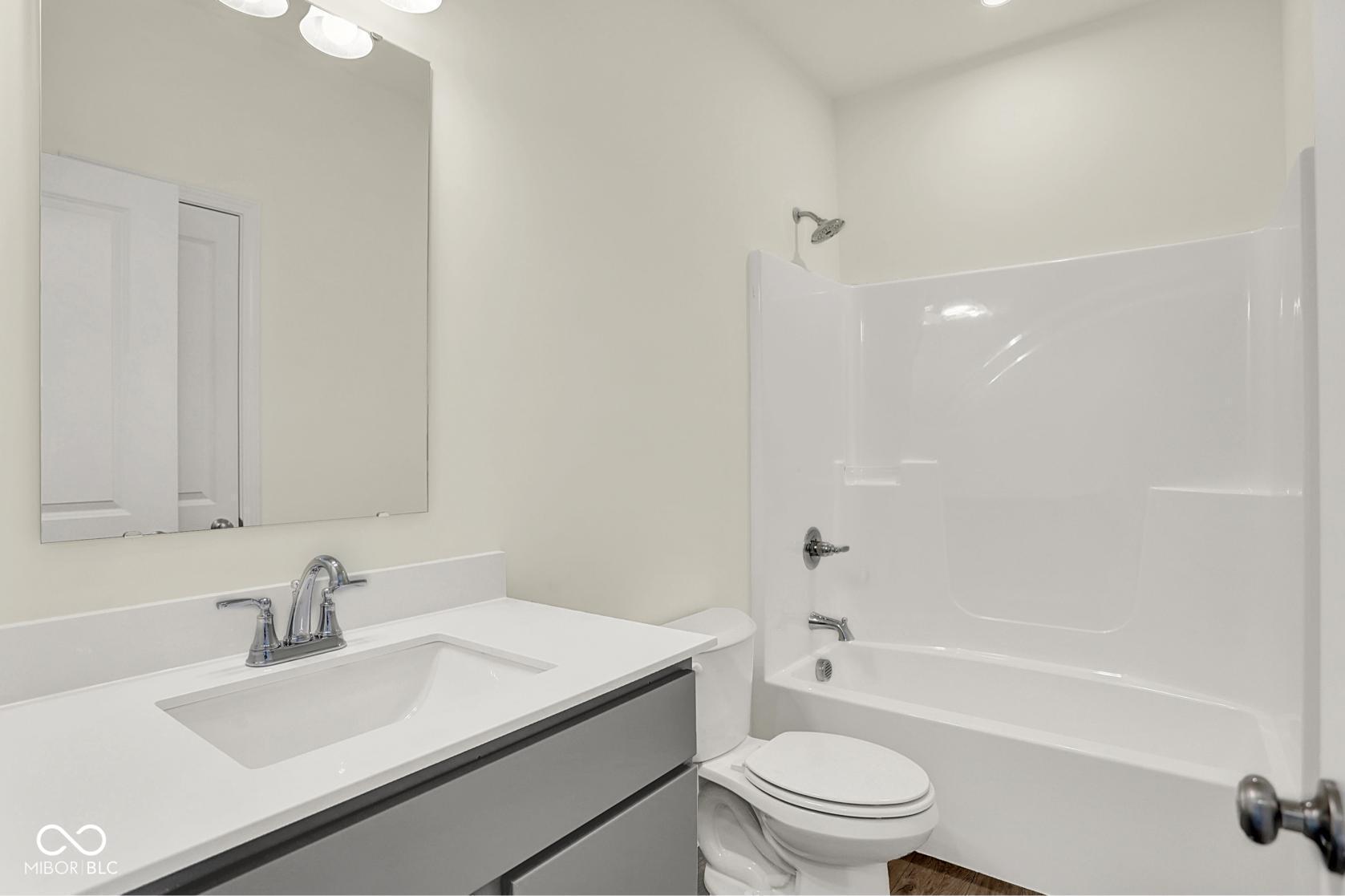 2053 Frost Line Lane Greenfield, IN 46140 - Photo 7 of 34