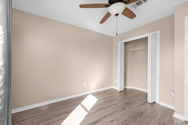 $2,100 | 2227 Parker Pl Court, Navarre, FL 32566