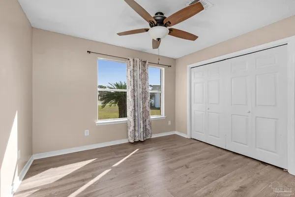 $2,100 | 2227 Parker Pl Court, Navarre, FL 32566