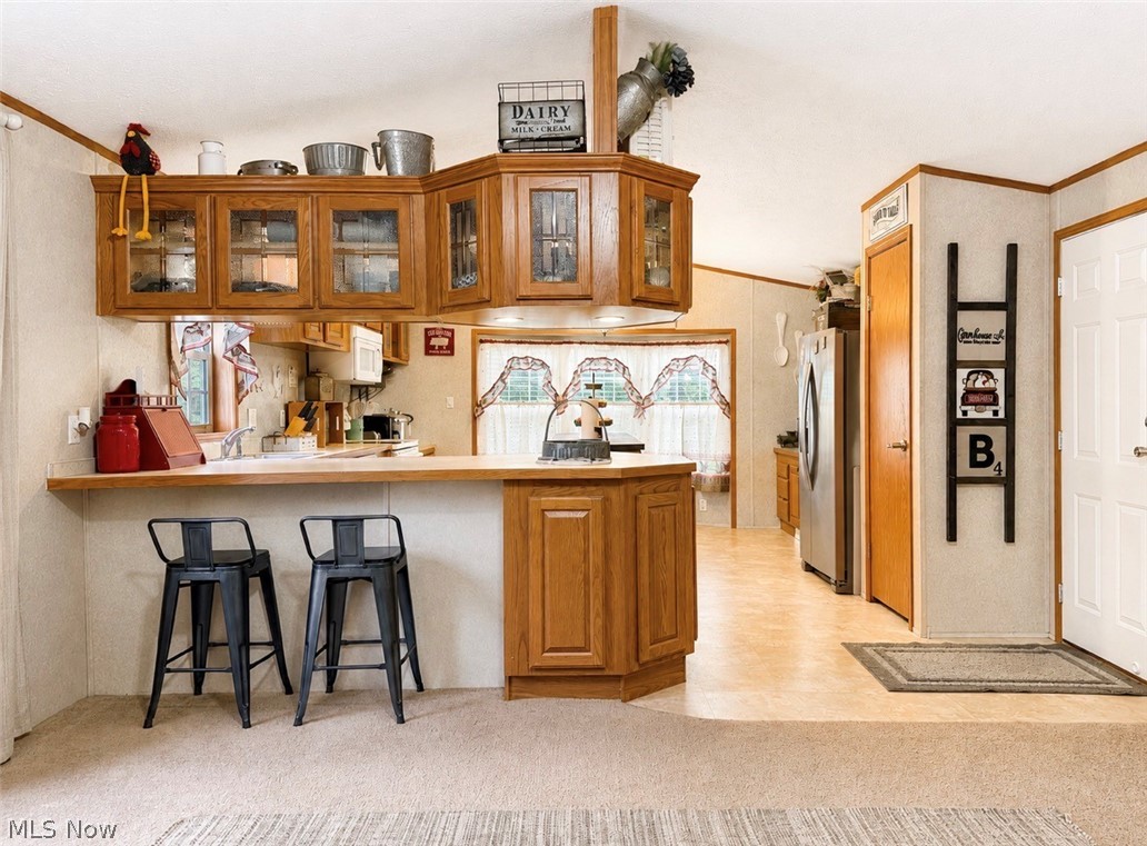 breakfast bar ...
