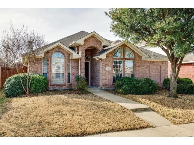 $2,350 | 1414 Stella Drive, Lewisville, TX 75067