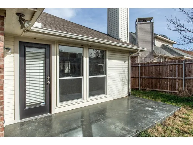 $2,350 | 1414 Stella Drive, Lewisville, TX 75067