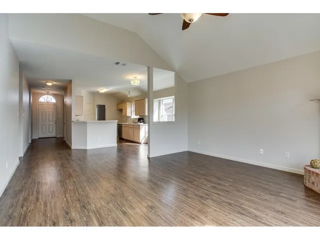 $2,350 | 1414 Stella Drive, Lewisville, TX 75067