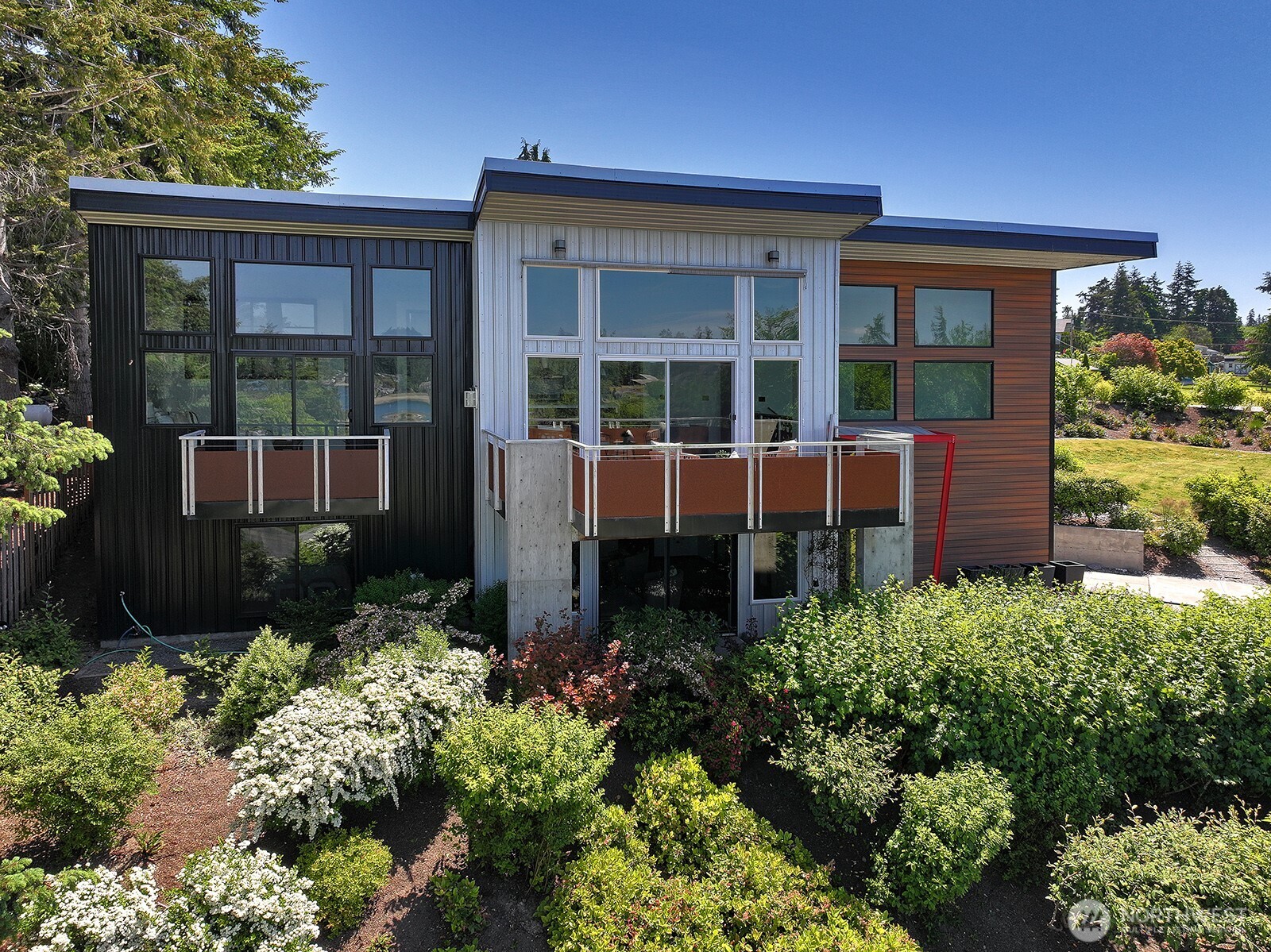 1649 Stewart Road Freeland, WA 98249 - Photo 4 of 40