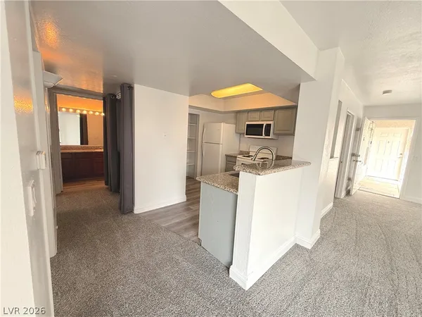 $1,350 | 6800 East Lake Mead Boulevard, Unit 1077, Las Vegas, NV 89156