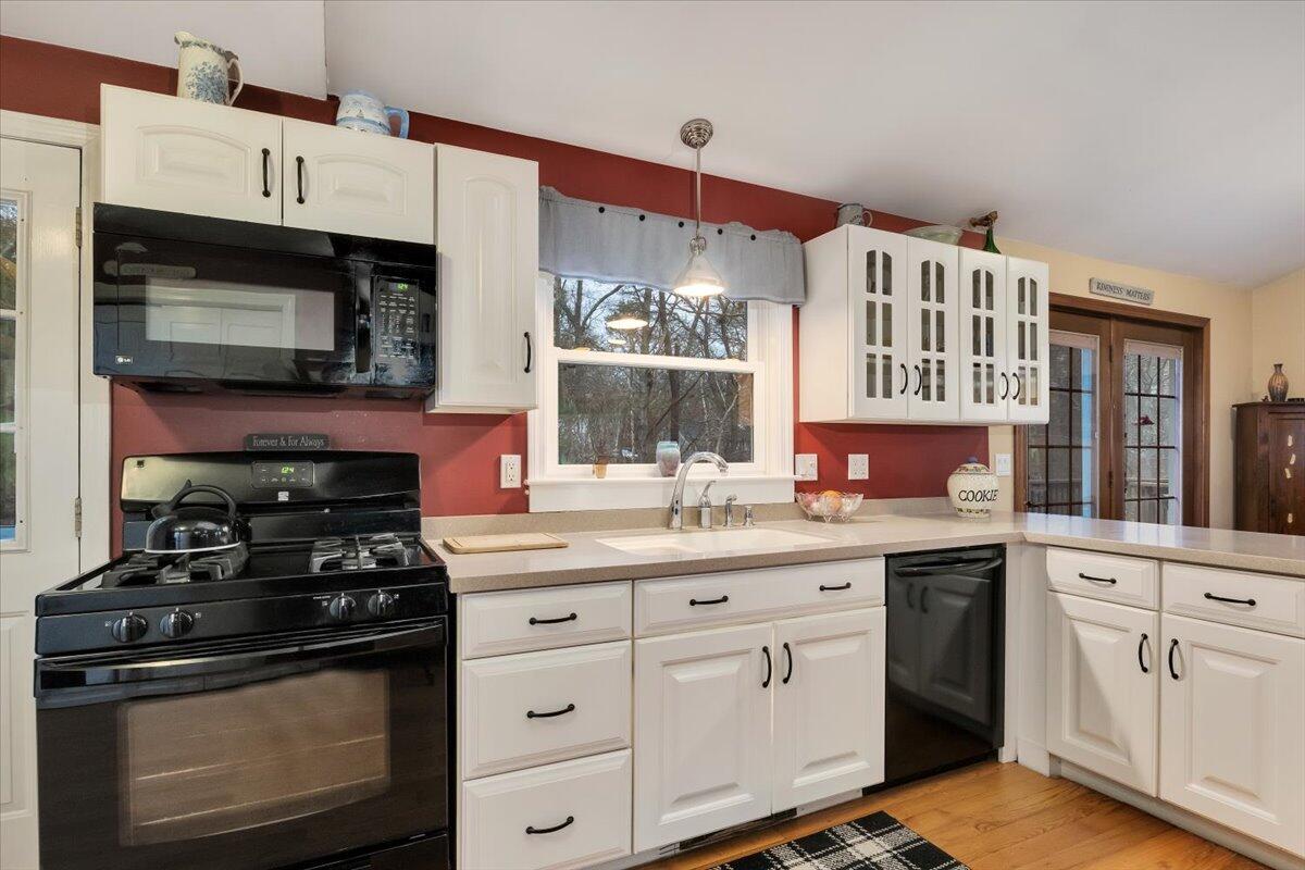 175 Cobble Stone Road Barnstable, MA 02630 - Photo 10 of 51 018-175Cob-118