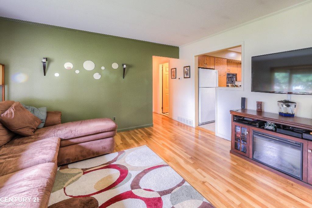 8405 Smethwick Road Sterling Heights, MI 48312 - Photo 17 of 28 Gallery Image 17