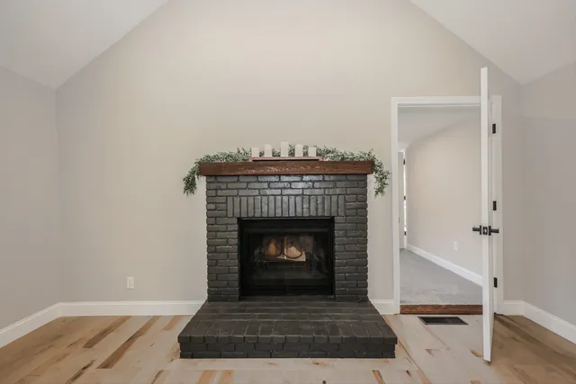 $569,900 | 123 Prospect Hill Road, Hancock, NH 03449