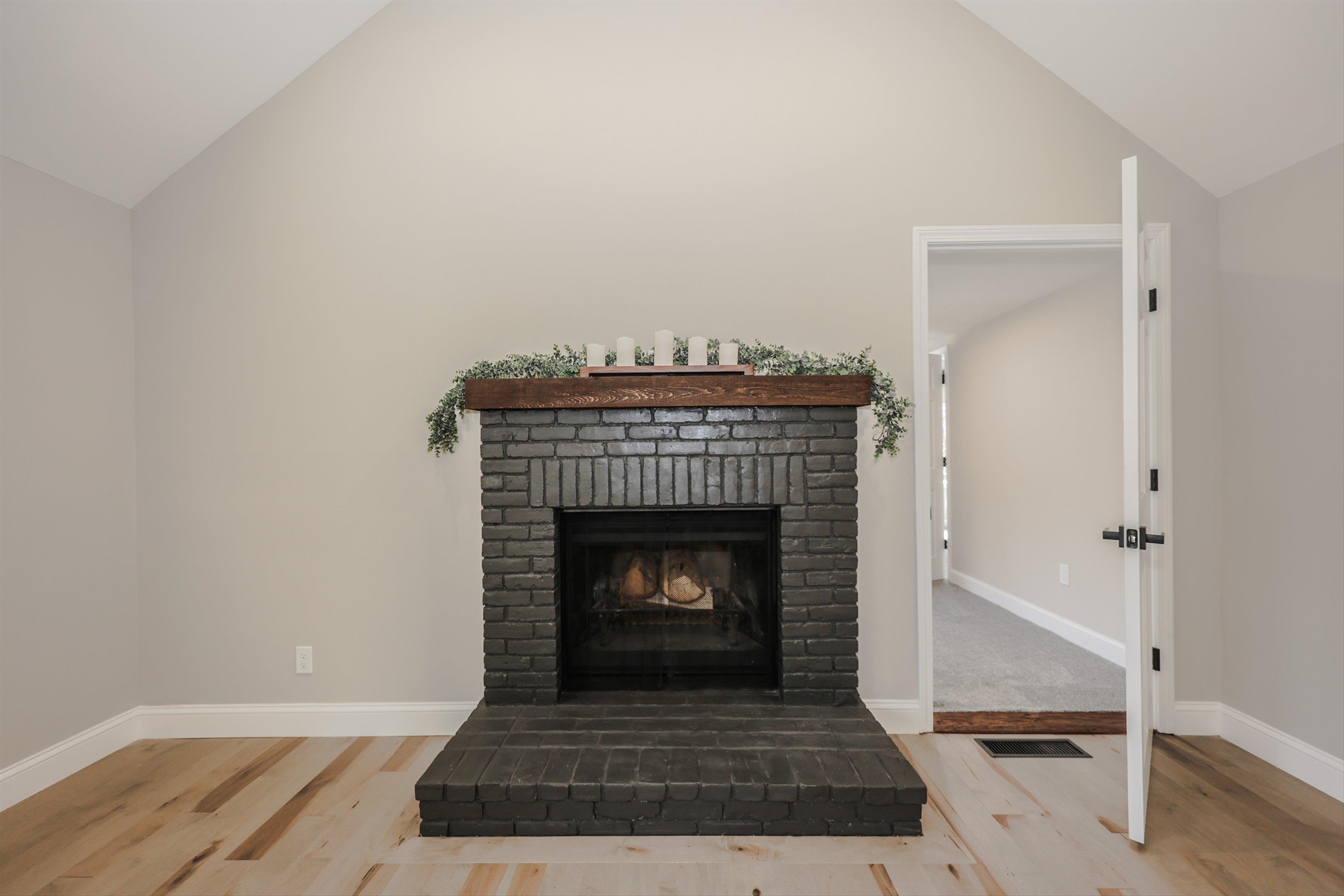 123 Prospect Hill Road Hancock, NH 03449 - Photo 15 of 54