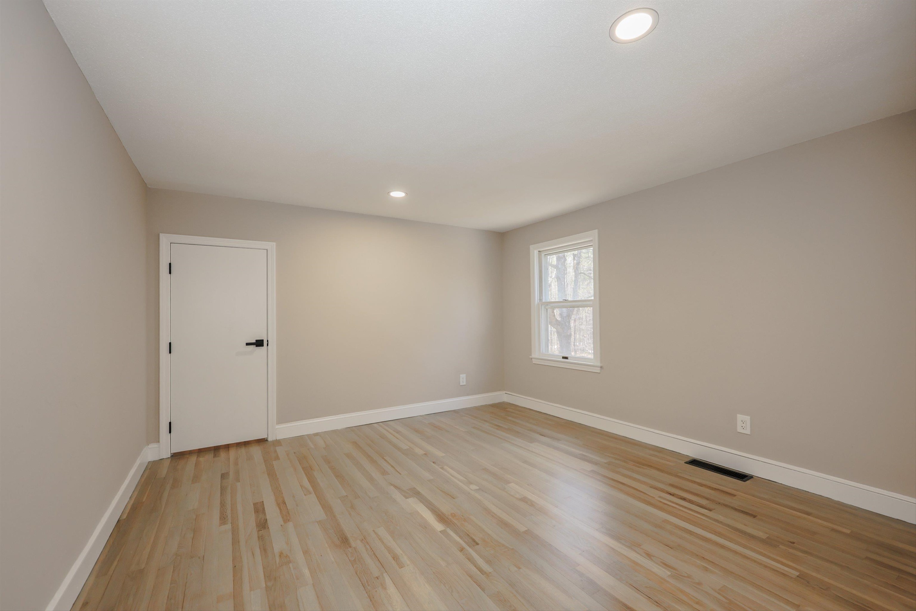 123 Prospect Hill Road Hancock, NH 03449 - Photo 20 of 54