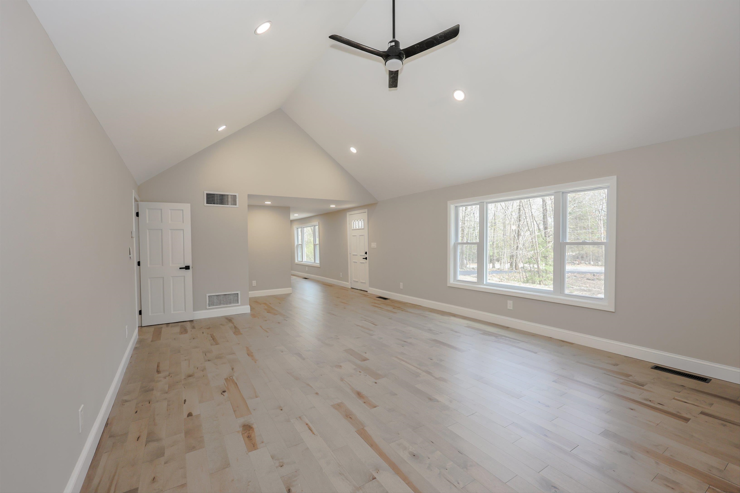 123 Prospect Hill Road Hancock, NH 03449 - Photo 4 of 54