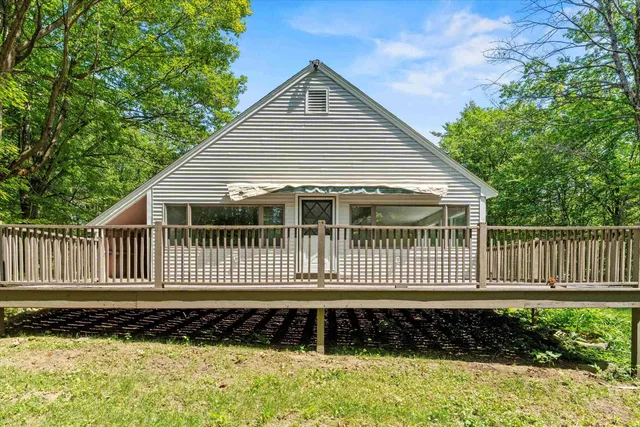 $569,900 | 123 Prospect Hill Road, Hancock, NH 03449