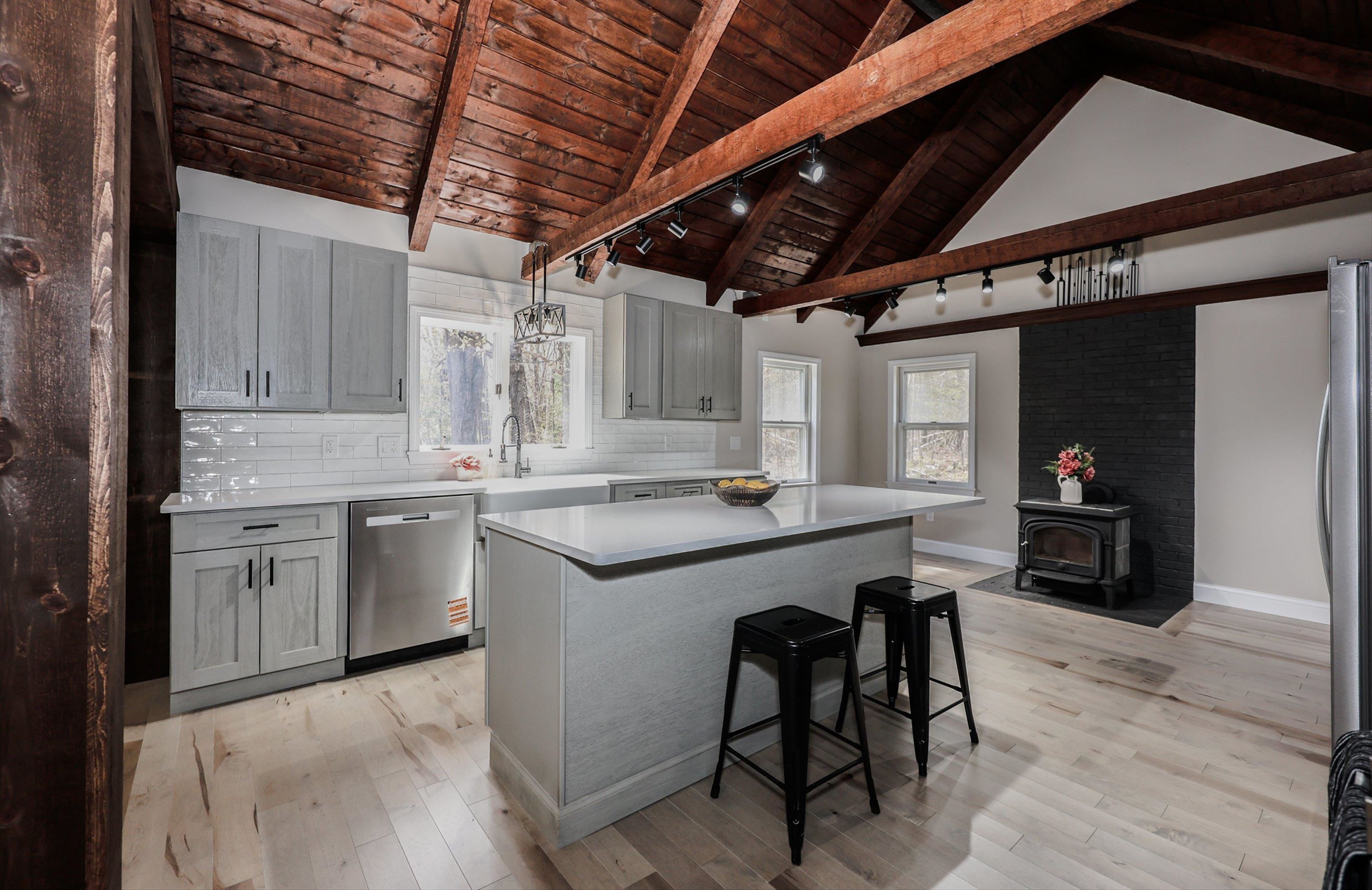 123 Prospect Hill Road Hancock, NH 03449 - Photo 5 of 54