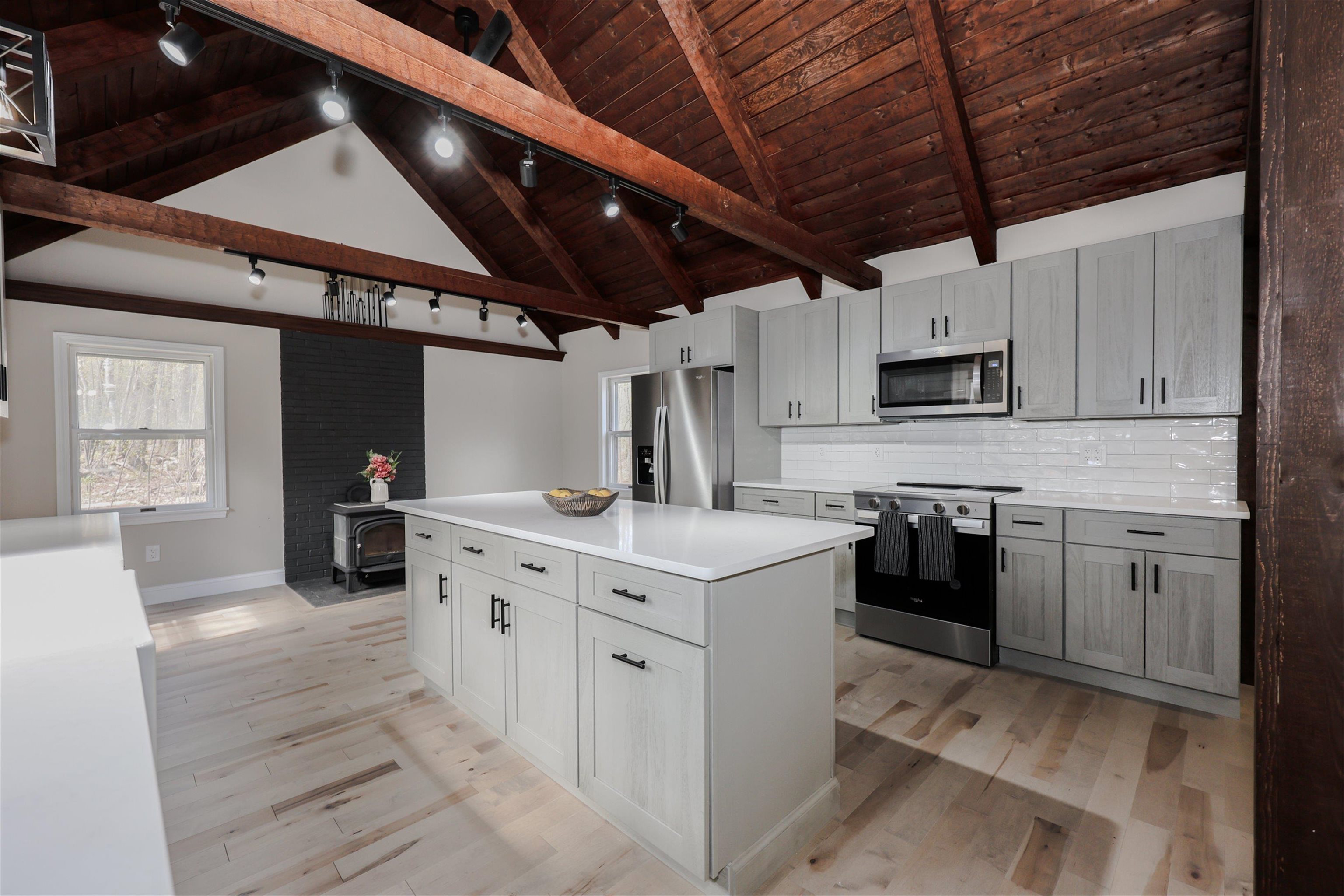 123 Prospect Hill Road Hancock, NH 03449 - Photo 8 of 54