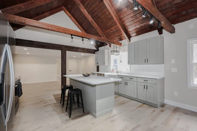 $569,900 | 123 Prospect Hill Road, Hancock, NH 03449