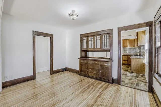 $259,900 | 1683 Minnehaha Avenue East, St. Paul, MN 55106