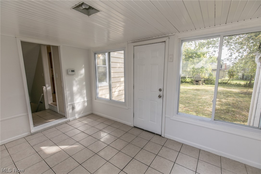 19900 Marvin Road Cleveland, OH 44128 - Photo 16 of 19 Gallery Image 16