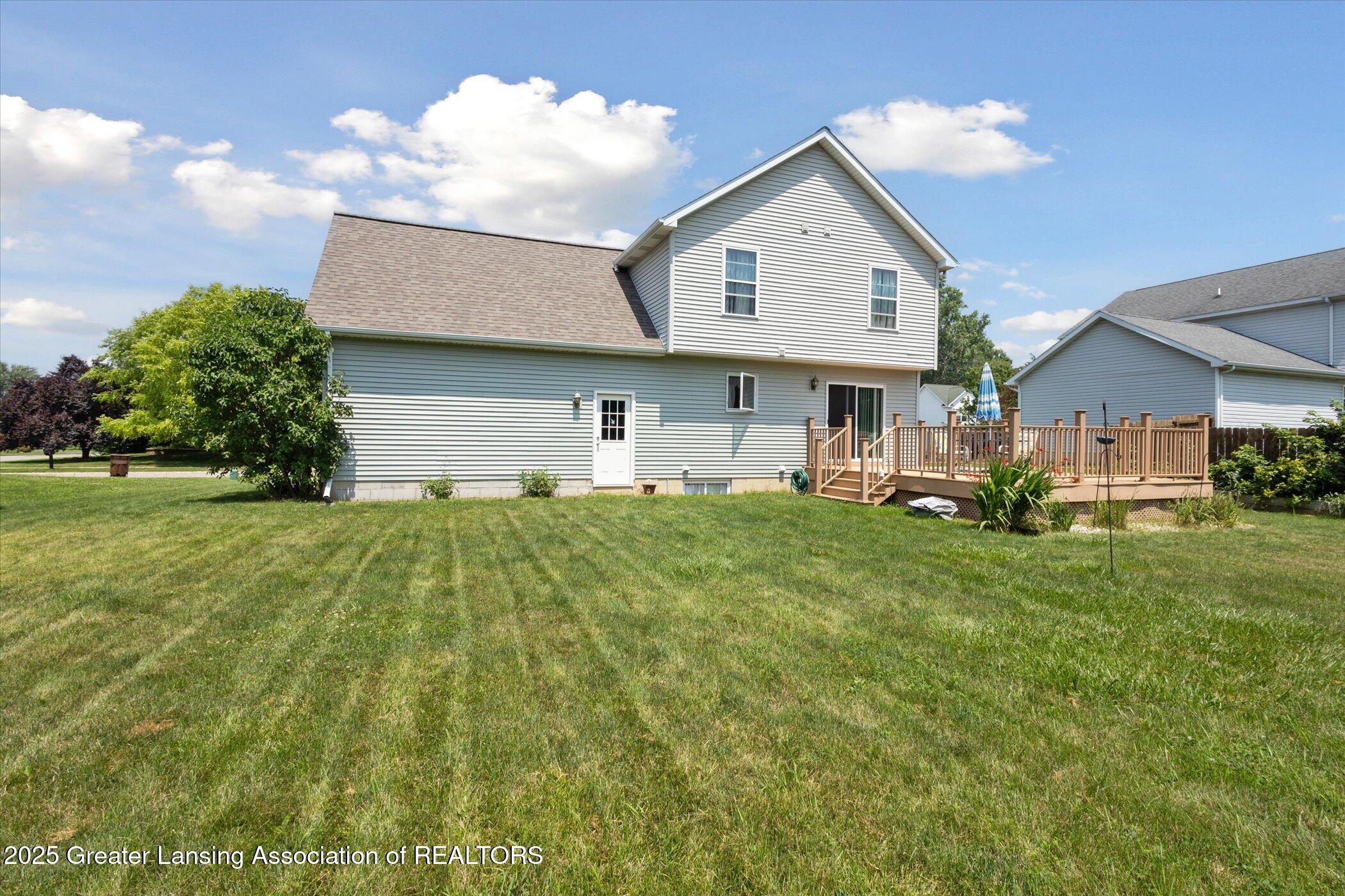 3939 Calypso Road Holt, MI 48842 - Photo 29 of 32 37-3939-Calypso-Rd-Holt-MI-48842-WindowS