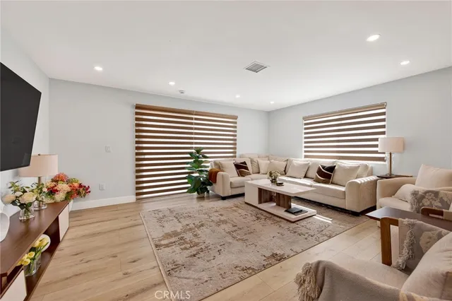 $1,195,000 | 16052-16050 Bahama Street, North Hills, CA 91343