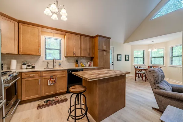 $315,000 | 325 Murray Lane, Counce, TN 38326