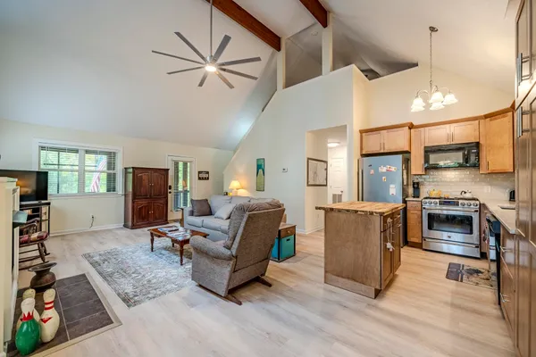 $315,000 | 325 Murray Lane, Counce, TN 38326