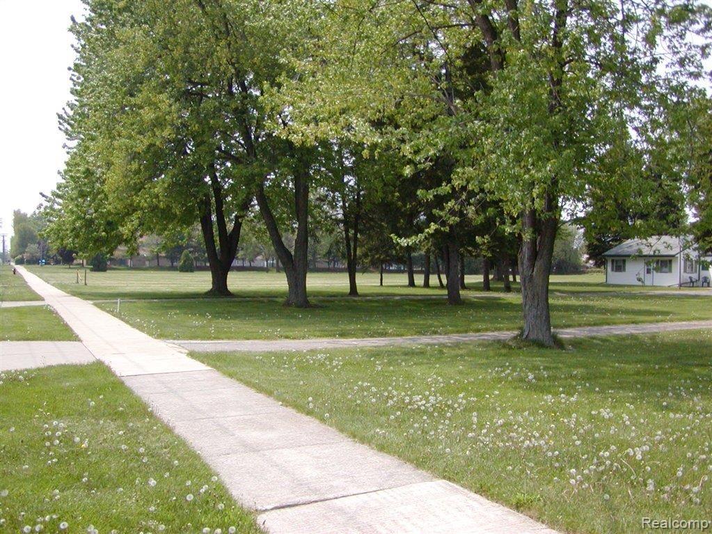 42501 Hayes Road Sterling Heights, MI 48313 - Photo 2 of 16 Hayes 004.JPG